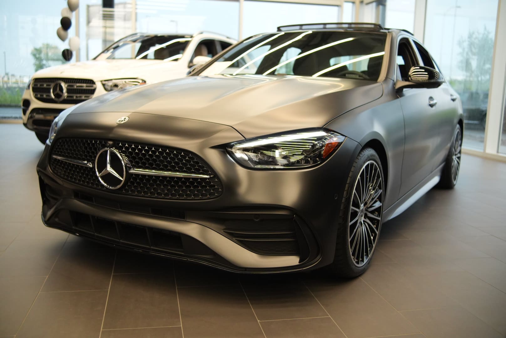 Mercedes-Benz C300 4MATIC, 2026