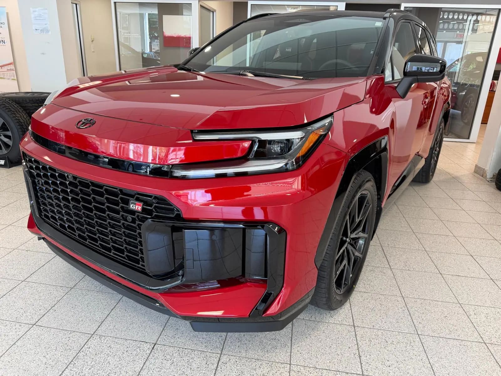 Toyota RAV4 GR Sport, 2026
