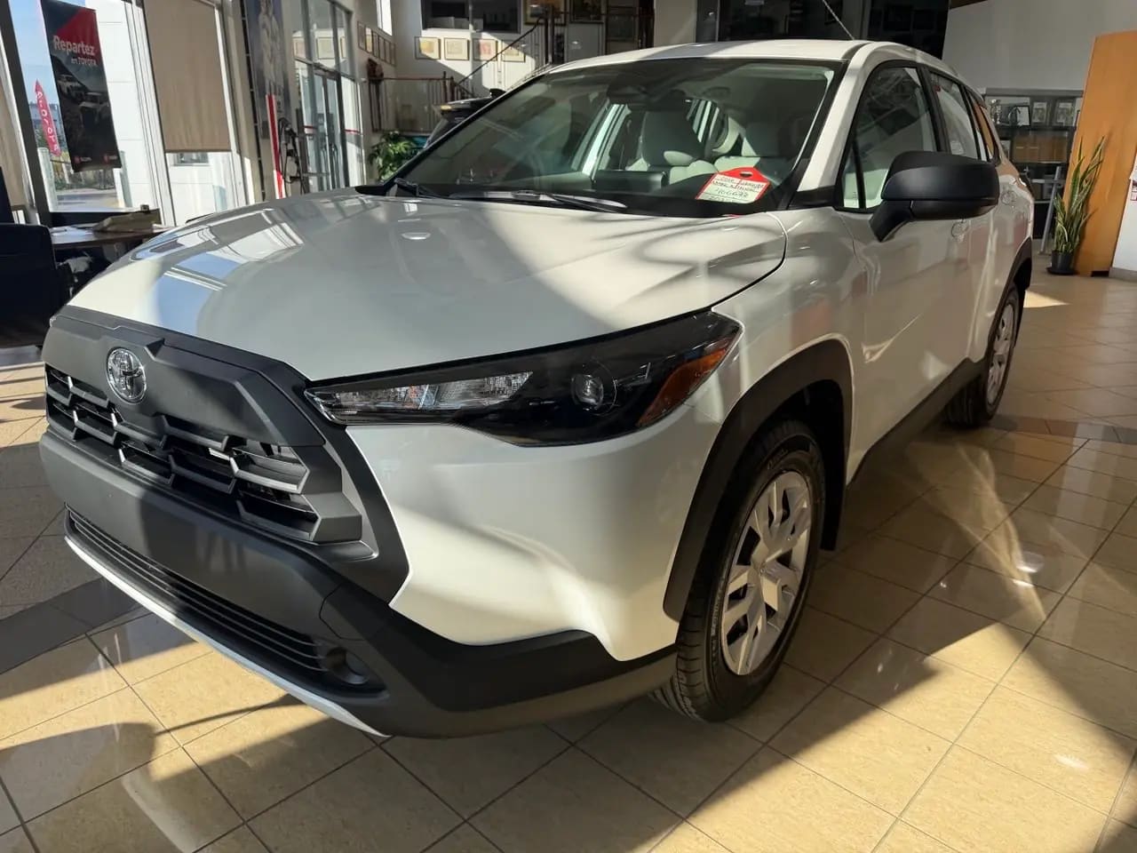 Toyota Corolla Cross L, 2026