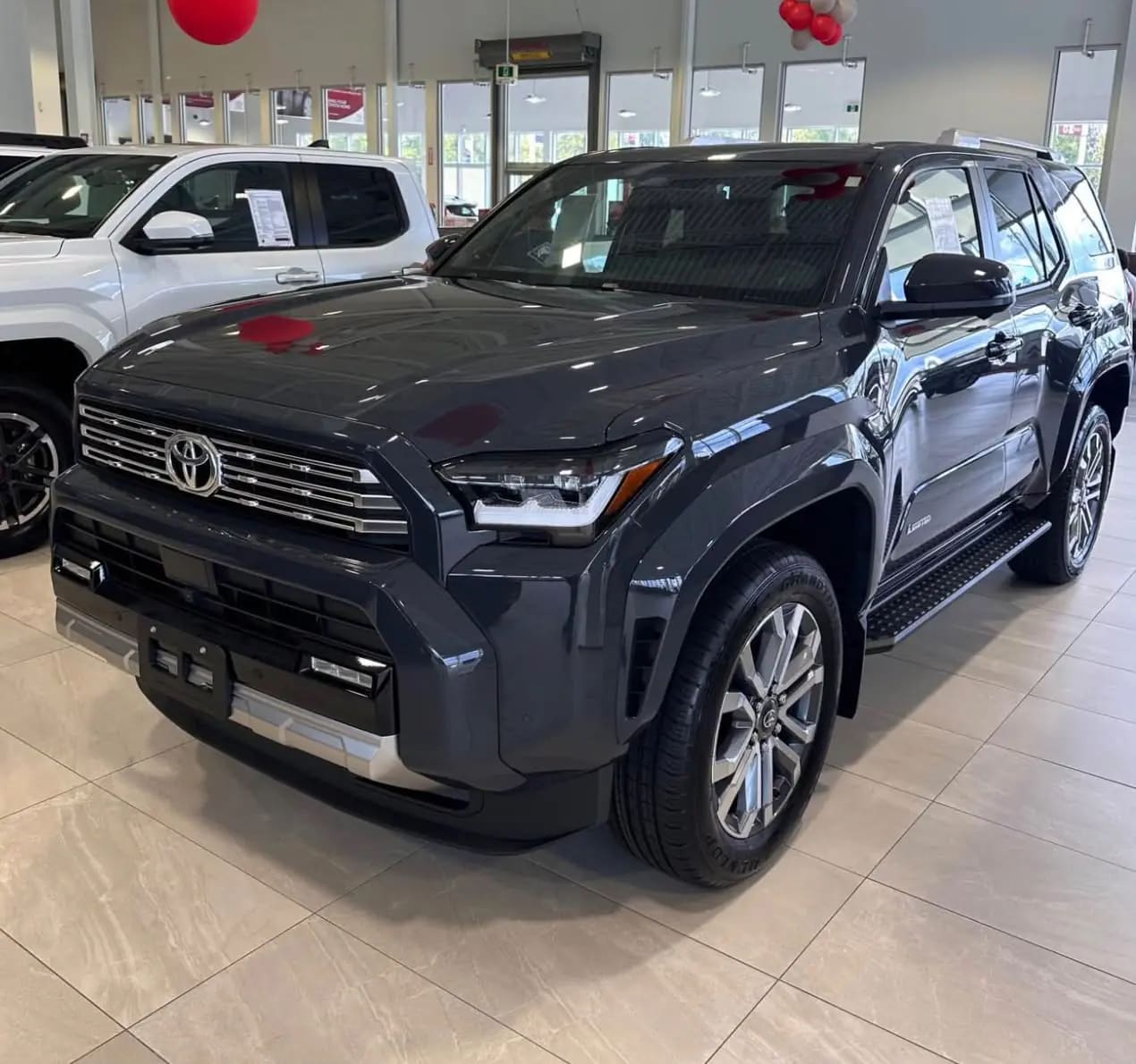Toyota 4Runner Limited 7 massager, 2026 — нове авто під замовлення