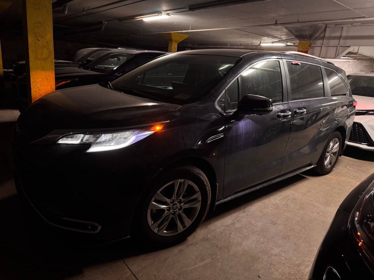 Toyota Sienna Limited, 2026
