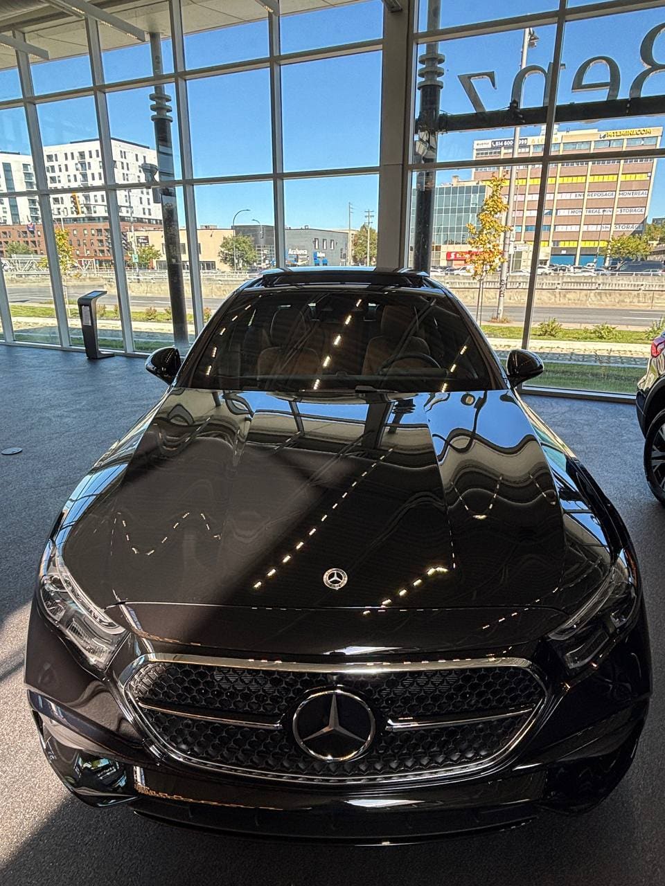 Mercedes-Benz E350 4MATIC, 2026